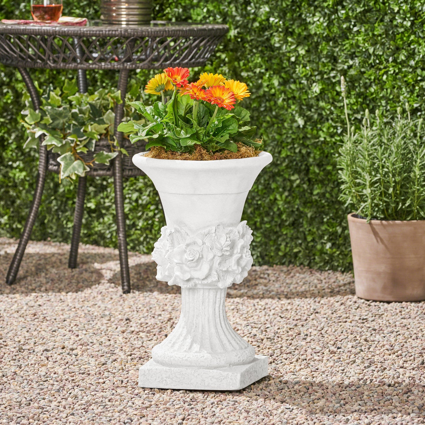 Outdoor Garden Urn Planter